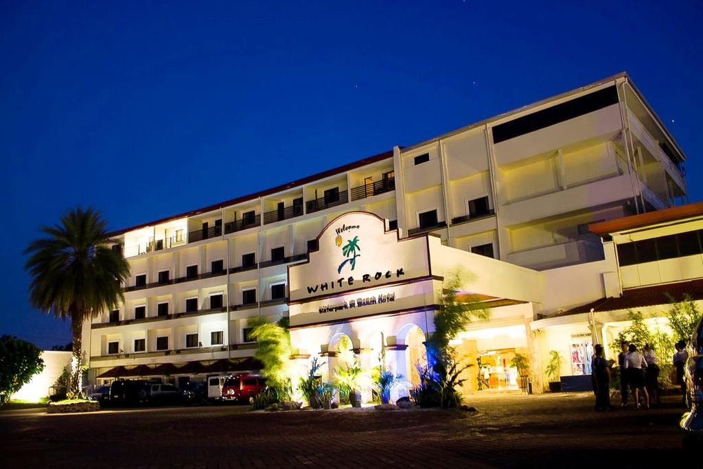 Subic Bay Whiterock Beach Hotel And Waterpark المظهر الخارجي الصورة