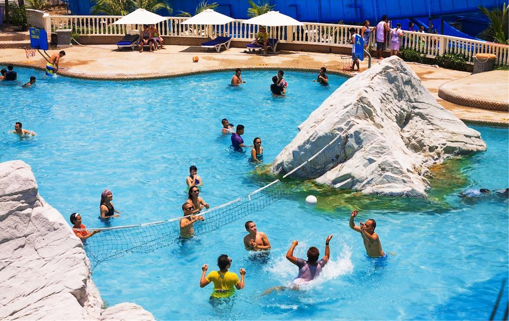 Subic Bay Whiterock Beach Hotel And Waterpark المظهر الخارجي الصورة